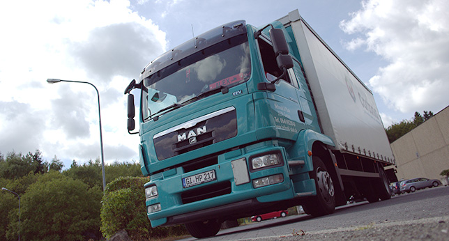 dienstleistungen_produktionsunternehmen-lkw.jpg